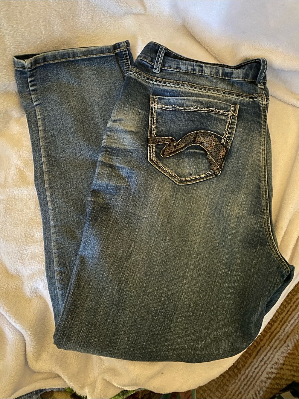 Women's Boot Cut Jeans with Embroidered and Sequins on Back Pocket - Blue